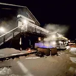 Fjellgrend - With Jacuzzi & 3 Bedrooms * ストランダ