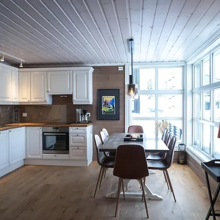 Daire Fjellgrend - With Jacuzzi & 3 Bedrooms *